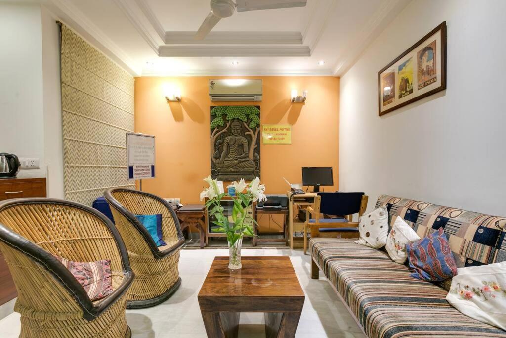 Tree Of Life Bed & Breakfast Nuova Delhi Esterno foto