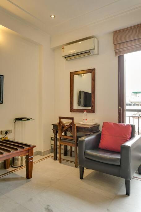 Tree Of Life Bed & Breakfast Nuova Delhi Esterno foto